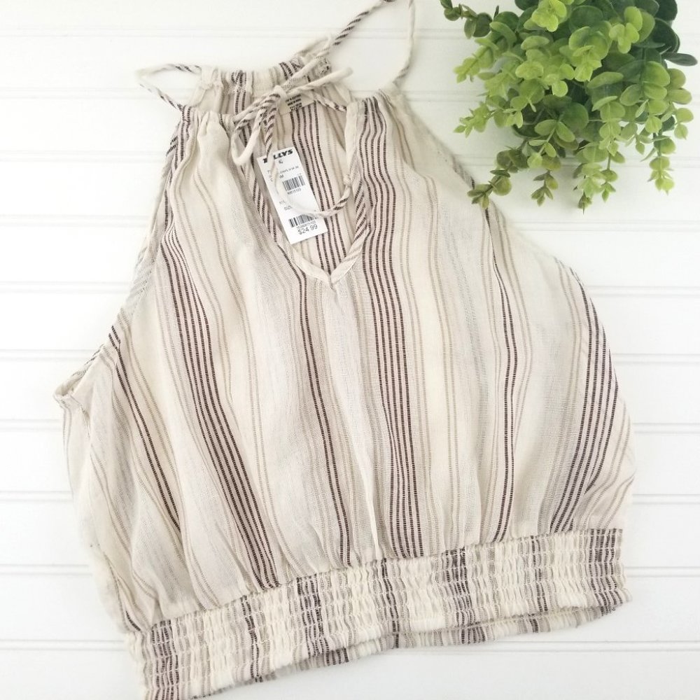 Sky and Sparrow High Neck Smocked Crop Top - Picture 7 of 9